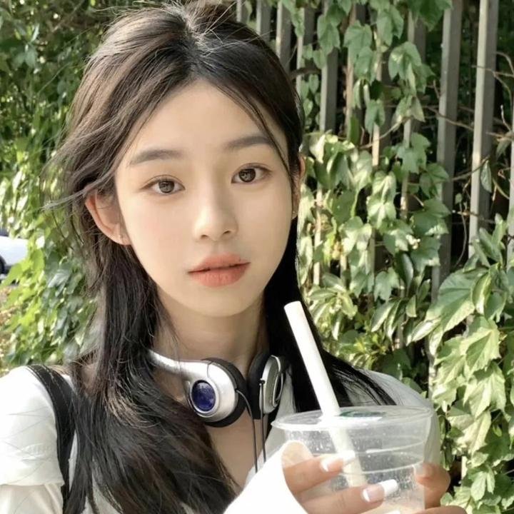 海边的女人